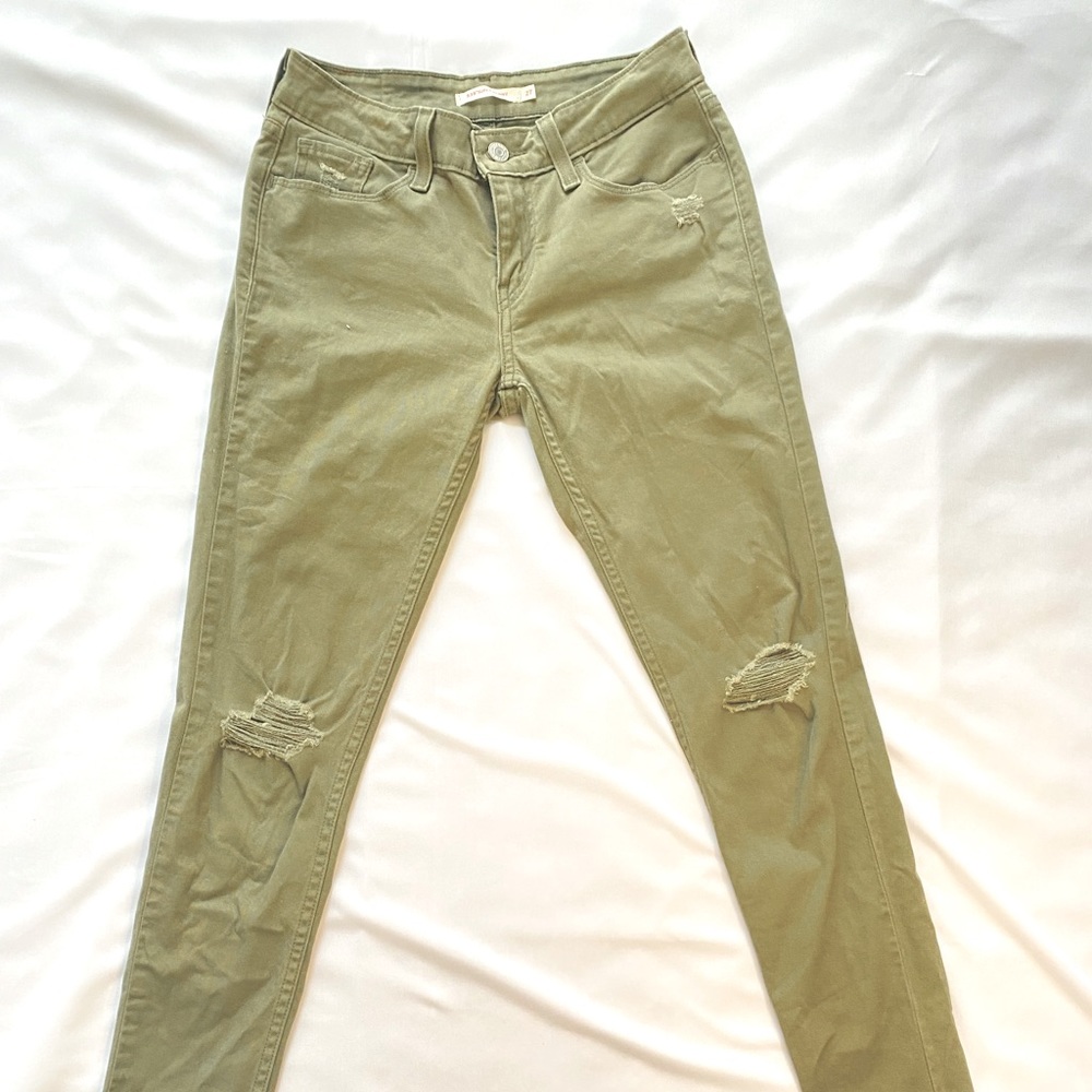 Levi’s 535 Super Skinny Distressed Jean, Size 27, Olive Green